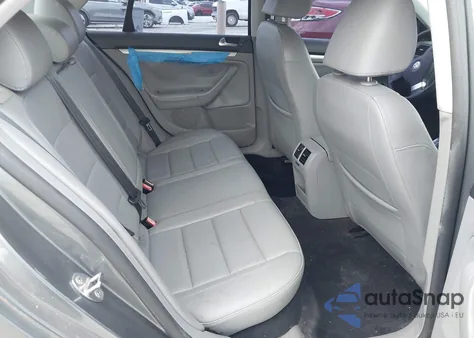 2009 Volkswagen Jetta Se z USA, uszkodzony, nr VIN 3VWRM71K99M167159